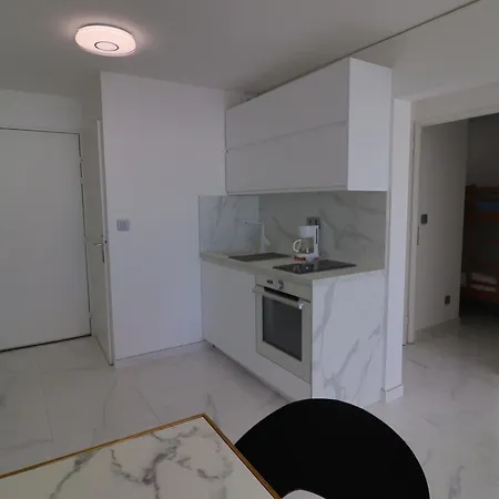 Superbe T2 Renove Avec Double Terrasse, Vue Mer, Parking, Clim, Wifi - Fr-1-472a-300 Apartment